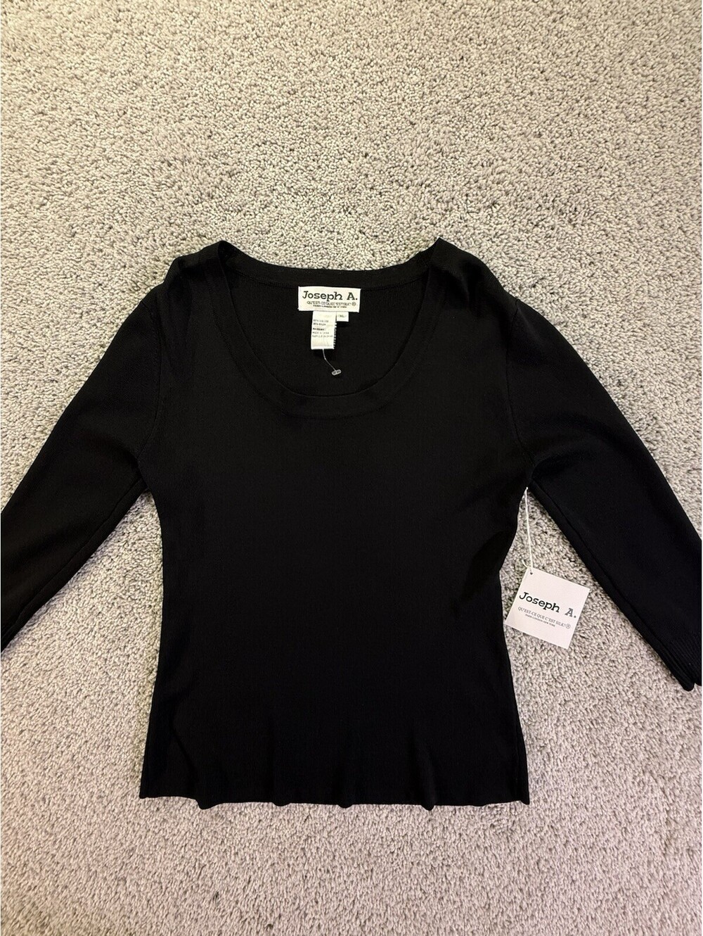 NWT Joseph A. Women’s Sweater Size XL Black Long Sleeve